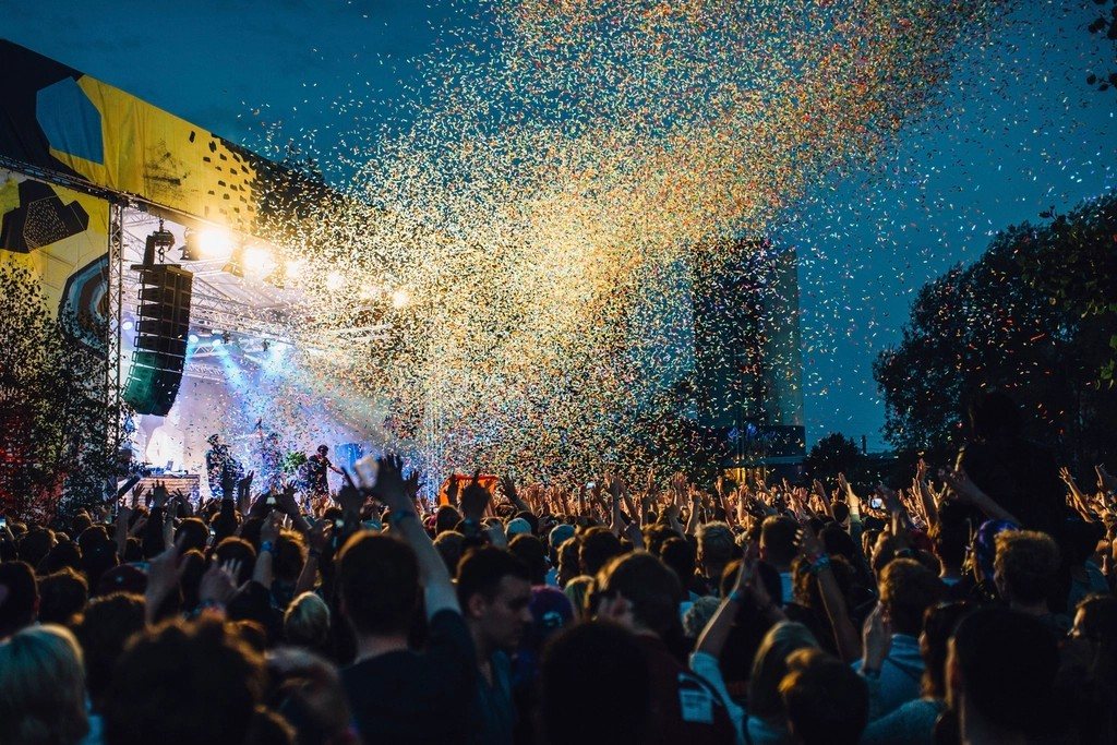 Qué llevar a un festival de verano (y qué dejar en casa)
