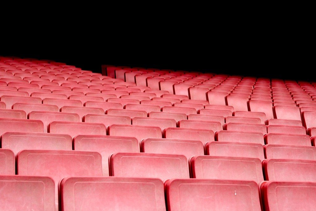 Ir al teatro por primera vez: guía práctica